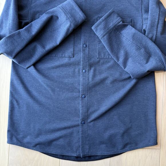 Lululemon Compatibility Shirt Medium Blue Snap Long Sleeve Minimalist Workwear - Picture 5 of 9